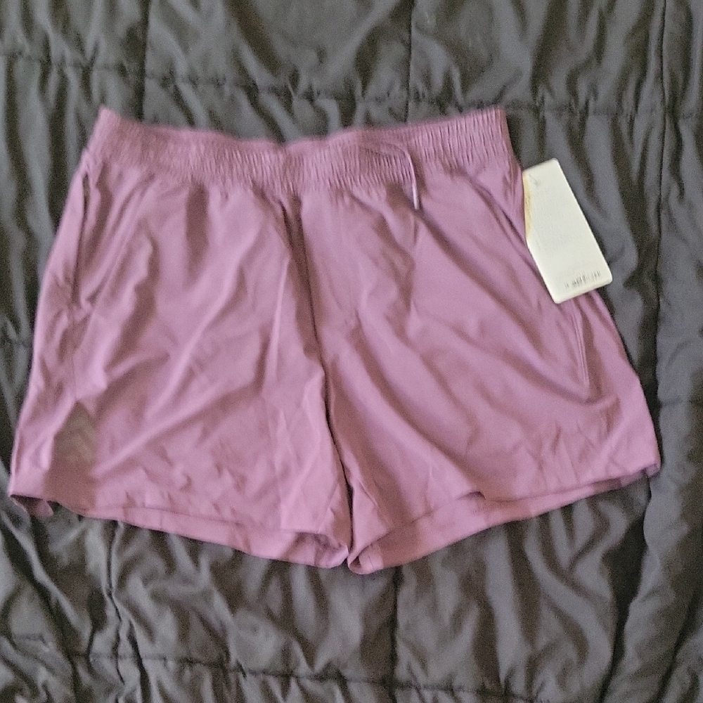 Men's Lululemon LL Pacebreaker Shorts.